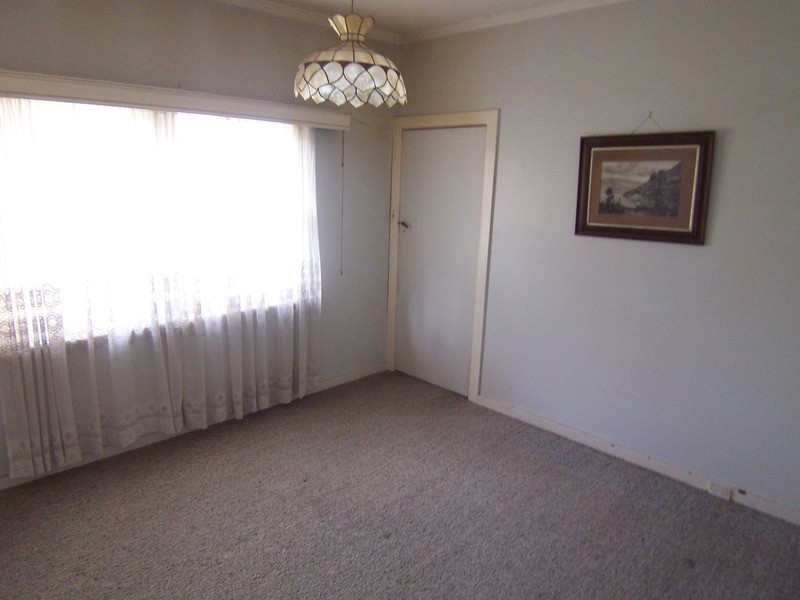 344 High Street, Kangaroo Flat VIC 3555