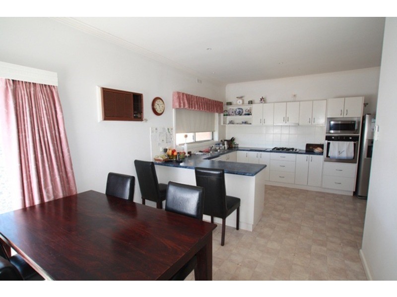 321 Midland Highway, Epsom VIC 3551