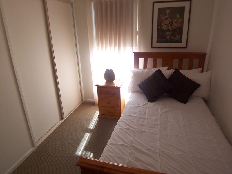 4/68 Wood Street, California Gully VIC 3556