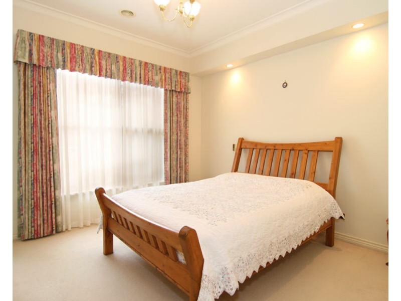 1 Silverfox Court, Strathdale VIC 3550