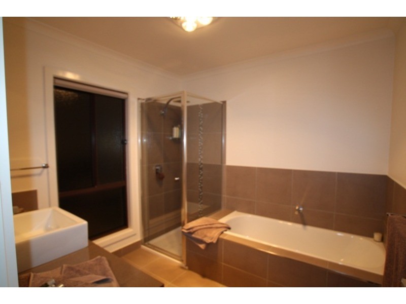 9 Amber Court, East Bendigo VIC 3550
