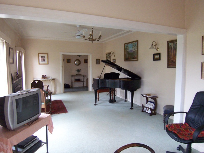 33 Hospital Street, Wedderburn VIC 3518