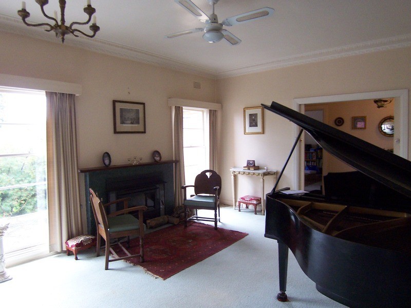 33 Hospital Street, Wedderburn VIC 3518