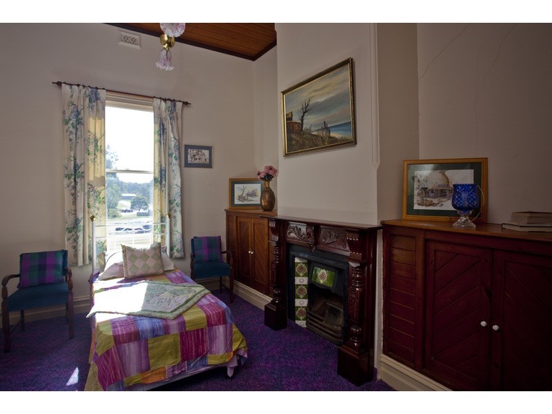 6 Butts Road, Eaglehawk VIC 3556