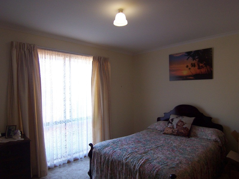 2/24 Turner Street, California Gully VIC 3556