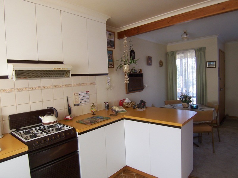 2/24 Turner Street, California Gully VIC 3556