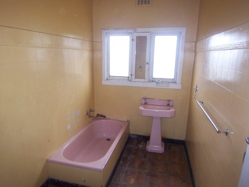 10 Olympic Parade, Kangaroo Flat VIC 3555