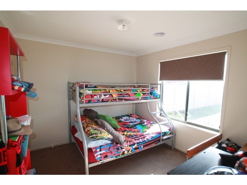 17 McConnachie Court, Ascot VIC 3551