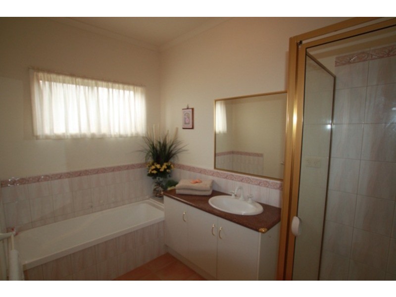 21a Sunset Drive, Strathfieldsaye VIC 3551