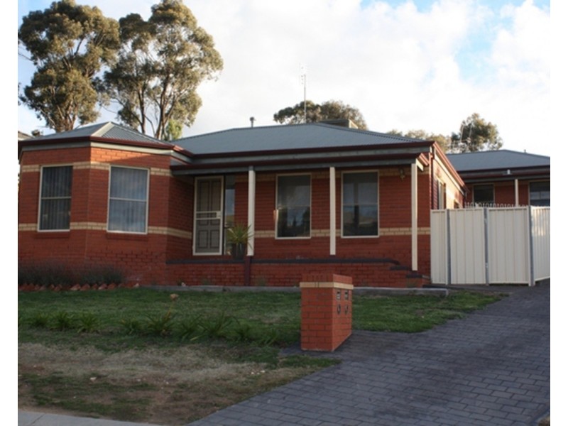 1/29 Derby Grove, Flora Hill VIC 3550