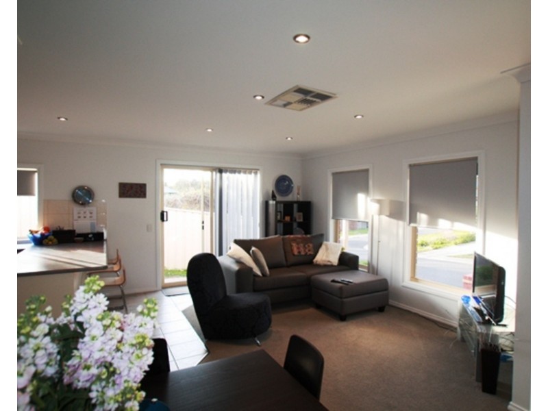 1/29 Derby Grove, Flora Hill VIC 3550