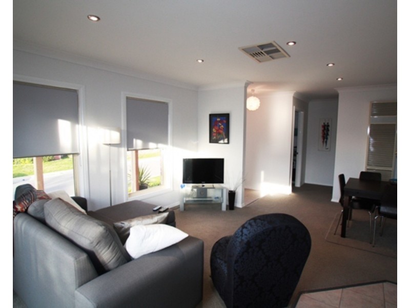 1/29 Derby Grove, Flora Hill VIC 3550