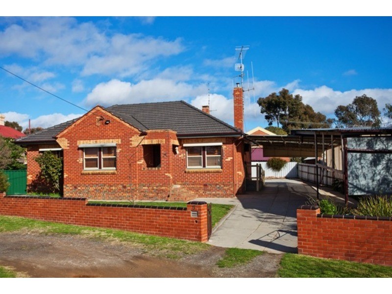 5 Bray Street, Long Gully VIC 3550