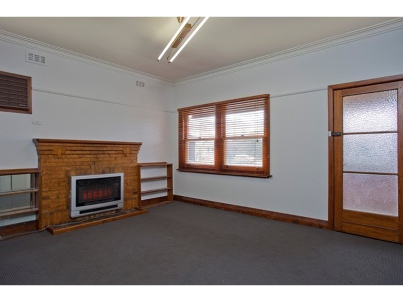 5 Bray Street, Long Gully VIC 3550