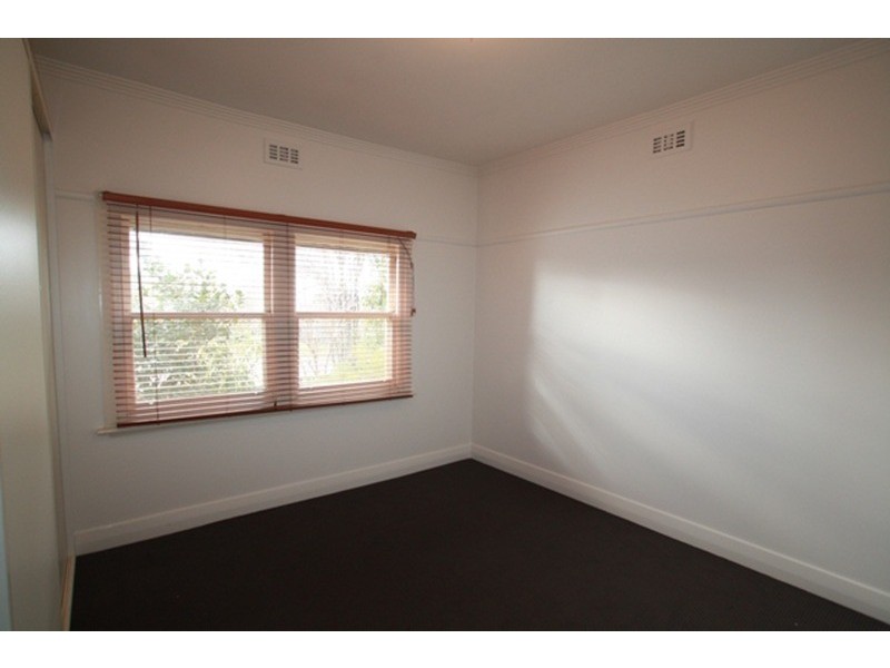 5 Bray Street, Long Gully VIC 3550