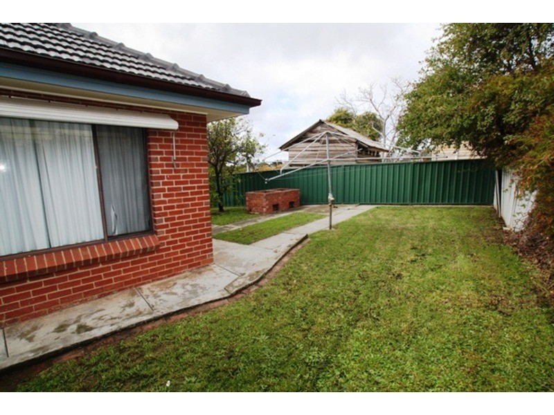 5 Bray Street, Long Gully VIC 3550