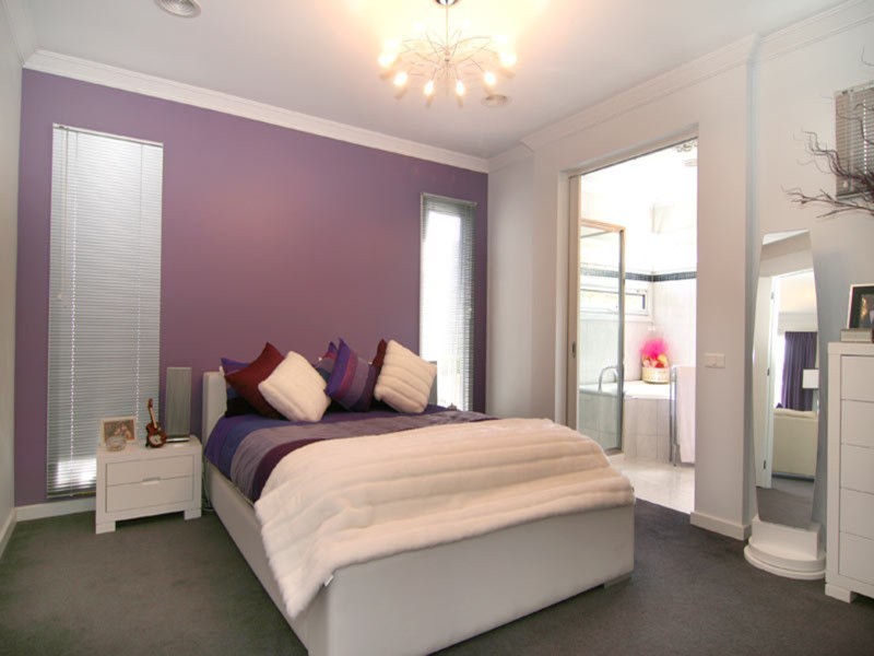 1A Lakewood Drive, Kennington VIC 3550