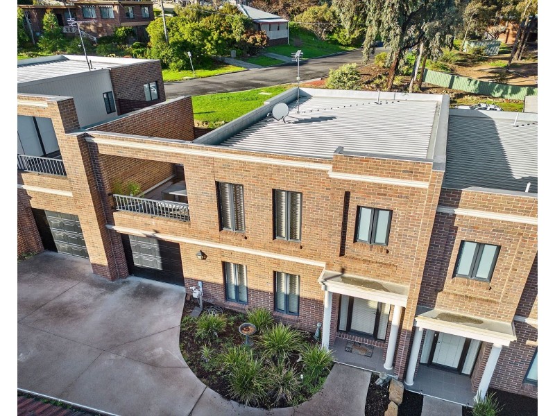2/50 Race Street, Flora Hill VIC 3550