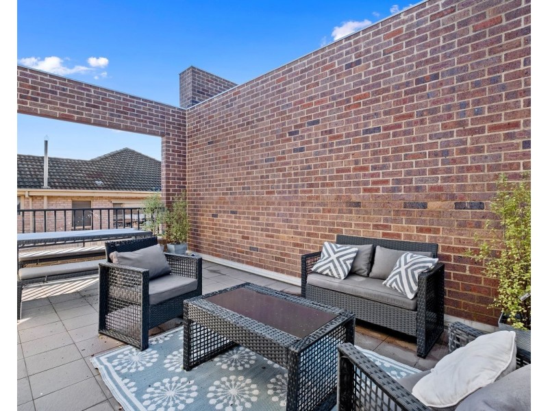 2/50 Race Street, Flora Hill VIC 3550