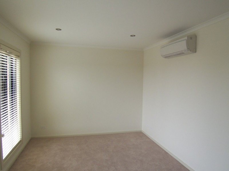 6/50 Race Street, Flora Hill VIC 3550