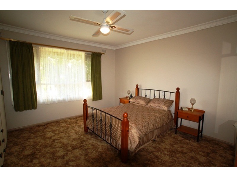 1 Wirth  Street, Flora Hill VIC 3550