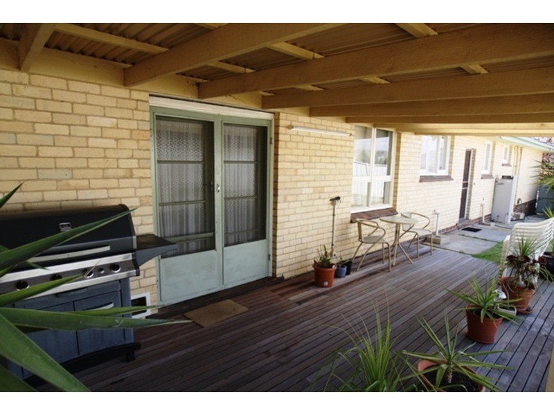 1 Wirth  Street, Flora Hill VIC 3550