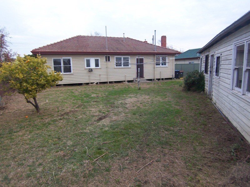 10 Olympic Parade, Kangaroo Flat VIC 3555