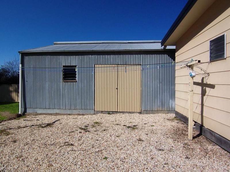 25 Sandhurst Road, California Gully VIC 3556