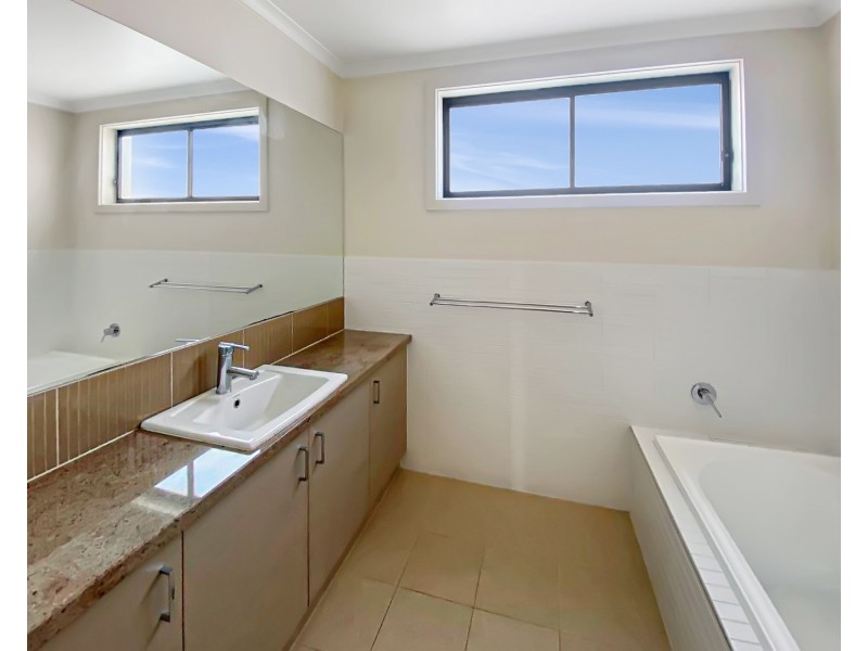6/50 Race Street, Flora Hill VIC 3550