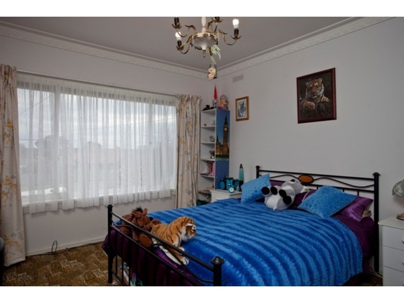 31 Curtin Street, Flora Hill VIC 3550