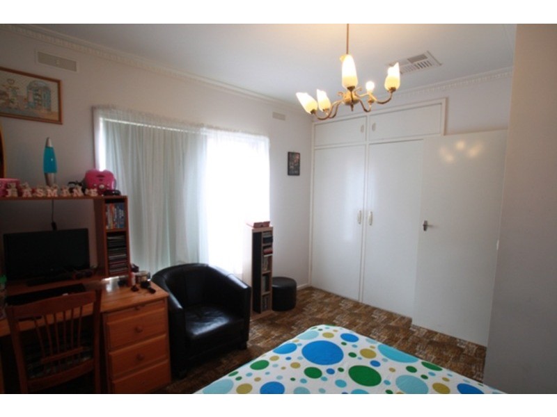 31 Curtin Street, Flora Hill VIC 3550