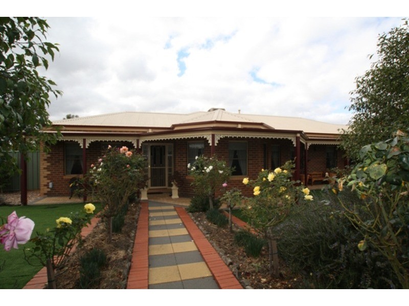 21a Sunset Drive, Strathfieldsaye VIC 3551