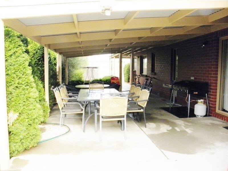 18 Lewana Way, Strathfieldsaye VIC 3551