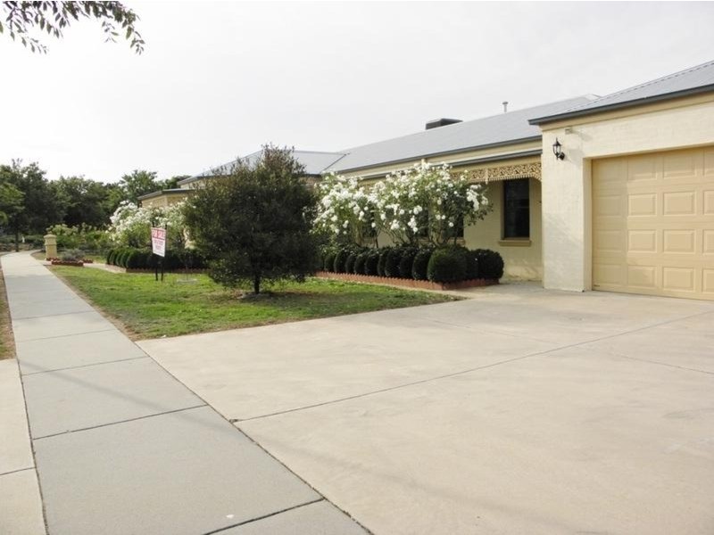 18 Lewana Way, Strathfieldsaye VIC 3551