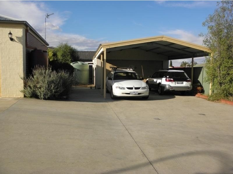 18 Lewana Way, Strathfieldsaye VIC 3551