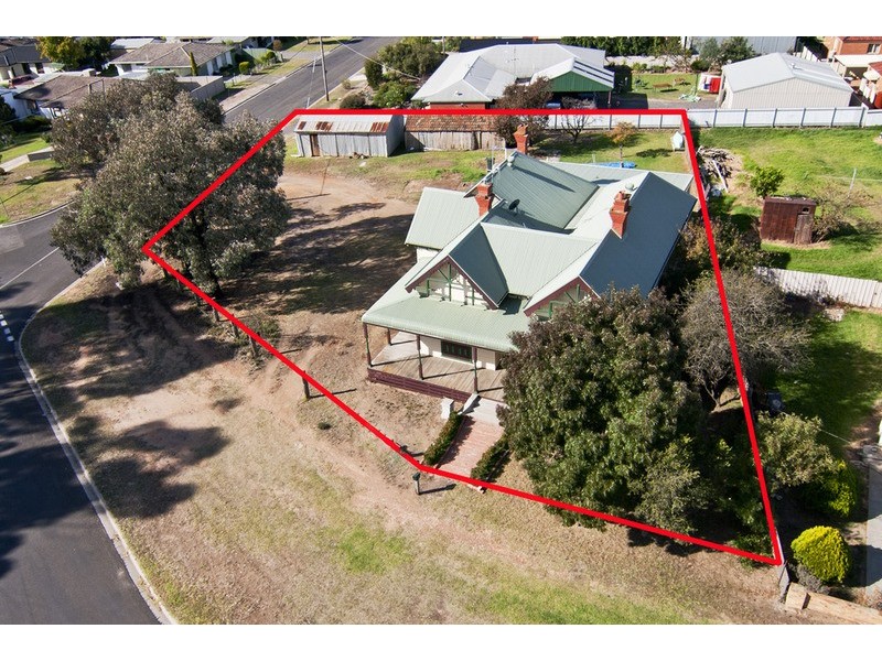 6 Butts Road, Eaglehawk VIC 3556