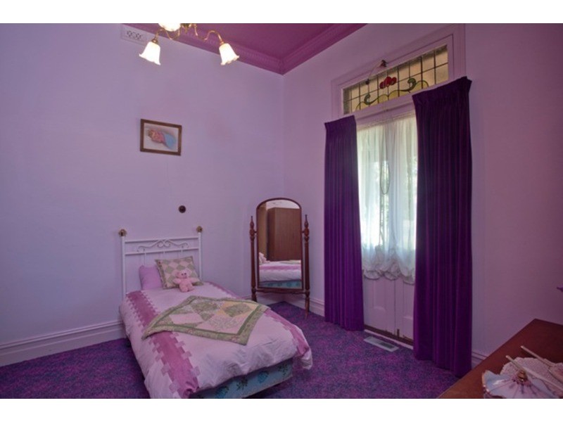 6 Butts Road, Eaglehawk VIC 3556