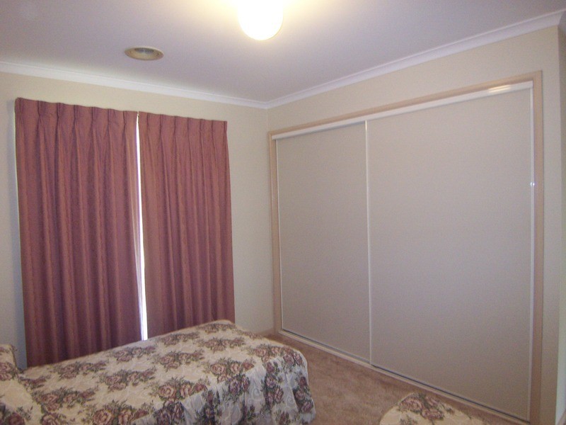 2A Alliance Avenue, California Gully VIC 3556