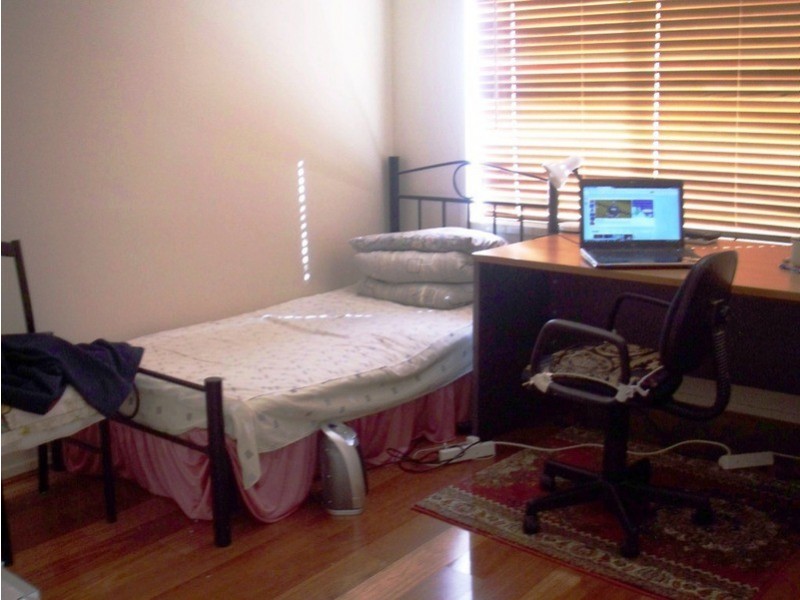 14 Victoria Avenue, Kangaroo Flat VIC 3555