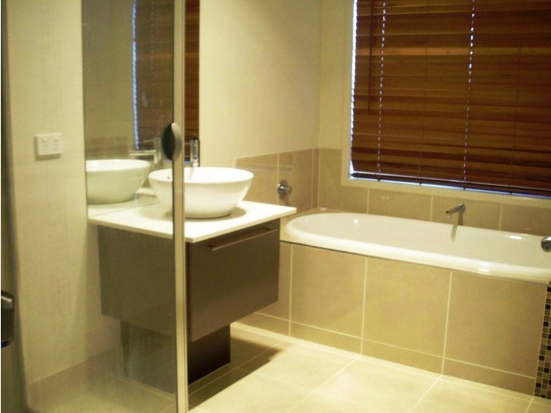 14 Victoria Avenue, Kangaroo Flat VIC 3555