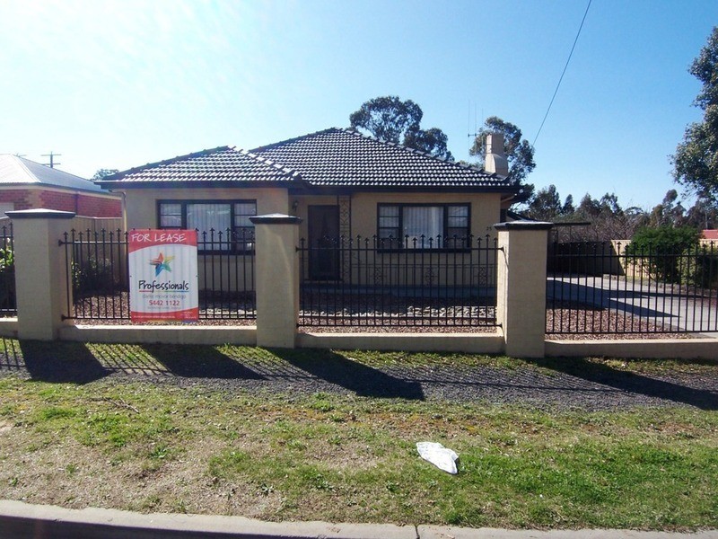 25 Sandhurst Road, California Gully VIC 3556