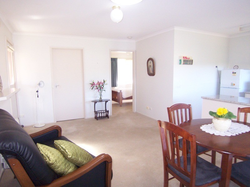 32 Francis Street, Spring Gully VIC 3550