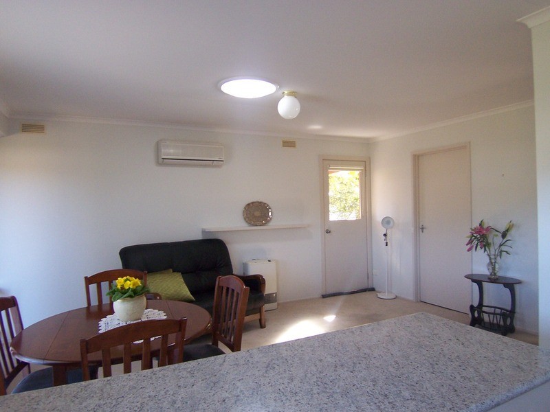 32 Francis Street, Spring Gully VIC 3550