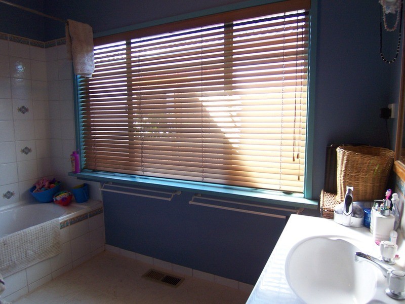 8 Margaret Crescent, Flora Hill VIC 3550