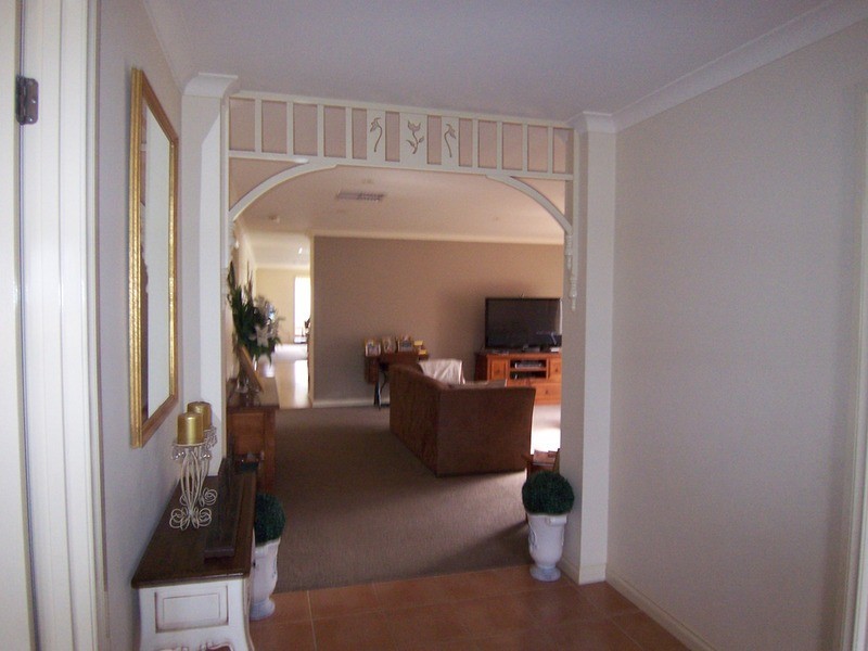 23 Kooringal  Drive, Eaglehawk VIC 3556