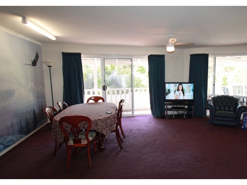 11 Fraser Court, Kangaroo Flat VIC 3555