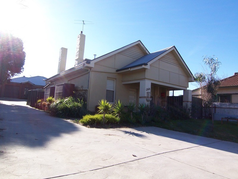 3/268 Mackenzie Street, Golden Square VIC 3555