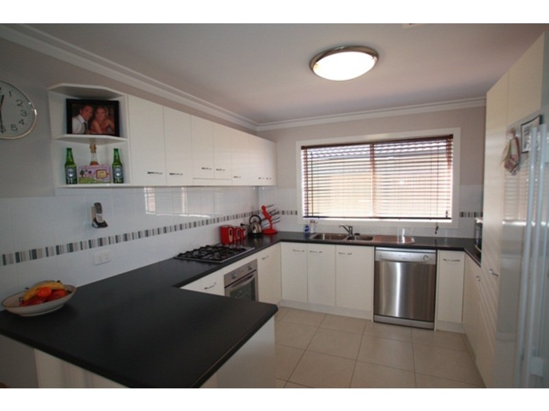 4 Park  Terrace, Kangaroo Flat VIC 3555