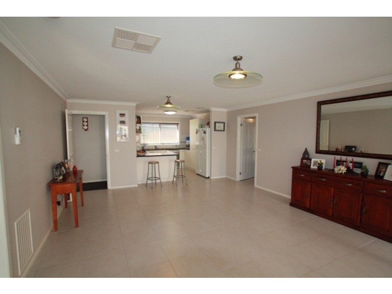 4 Park  Terrace, Kangaroo Flat VIC 3555