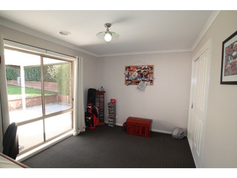 4 Park  Terrace, Kangaroo Flat VIC 3555